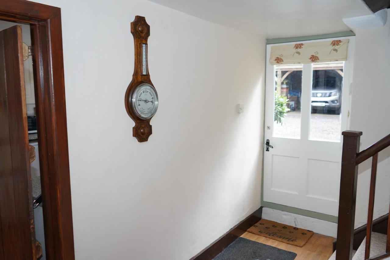 Character 2 Double Bedroom Cottage In Shaftesbury Exteriör bild